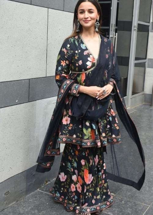 Alia Bhatt In Alia Cut Kurti