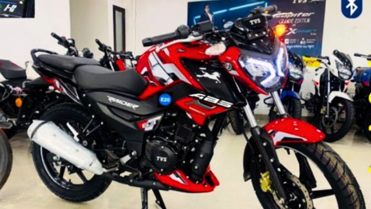 TVS Raider